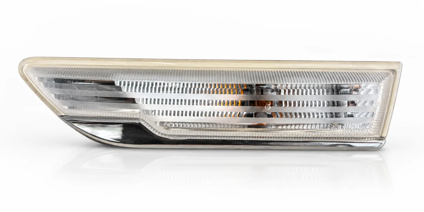 SsangYong Left Side Repeater Lamp Assembly