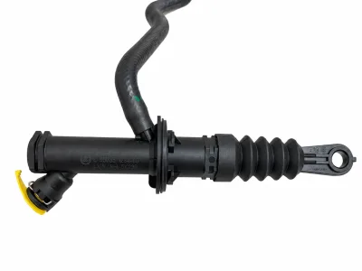 SsangYong Clutch Master Cylinder Assembly thumbnail 3